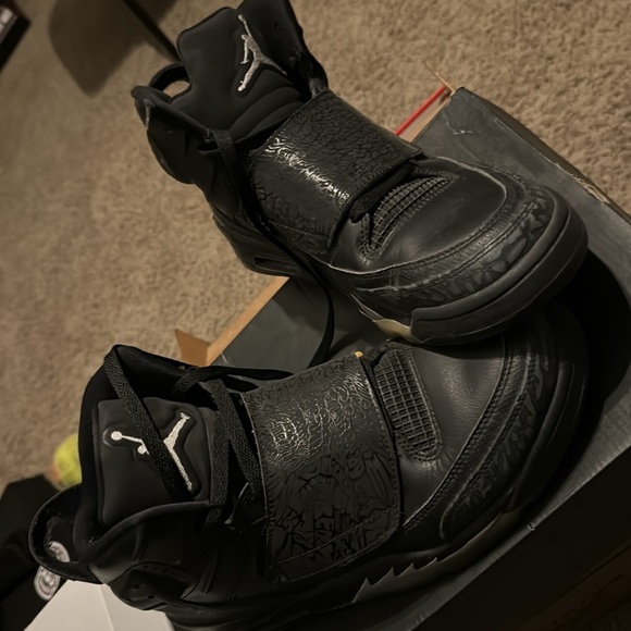 Jordan - Picture 2 of 2